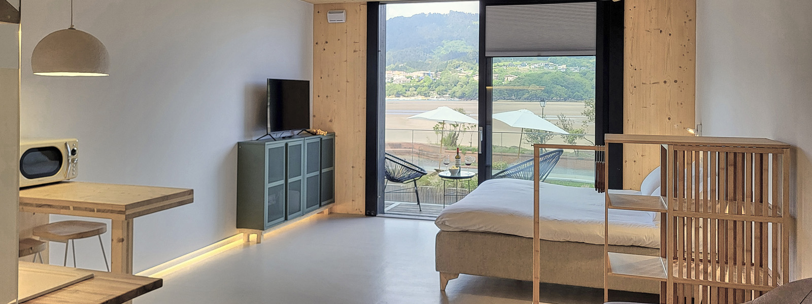apartamento urdaibai playa laida encanto maison laida alojamiento vistas playa mundaka cab 1