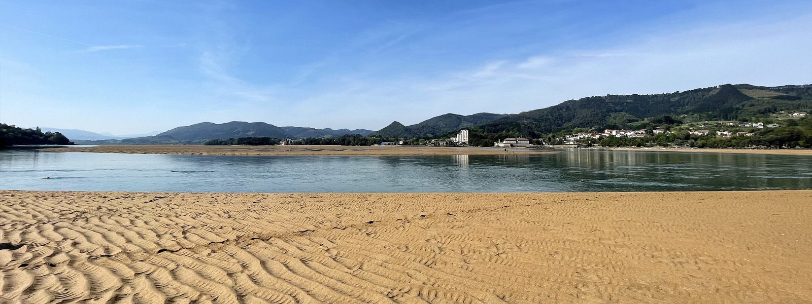 alojamiento urdaibai apartamentos lujo playa laida naturaleza cab 2