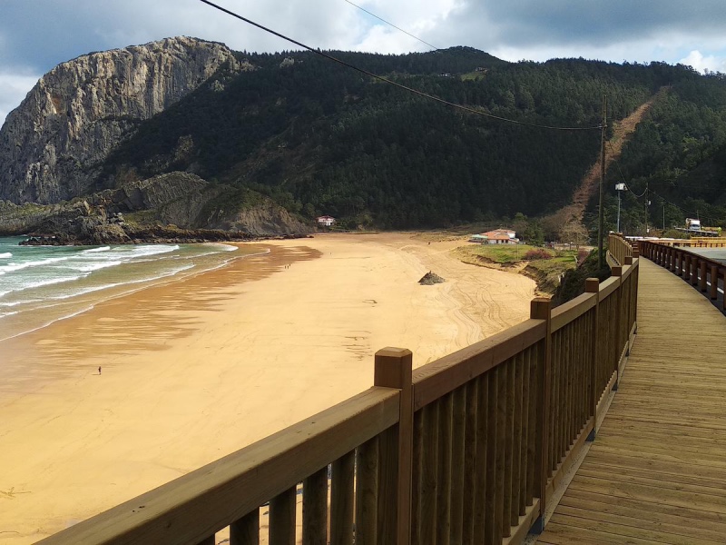 alojamiento urdaibai apartamentos lujo playa laida naturaleza